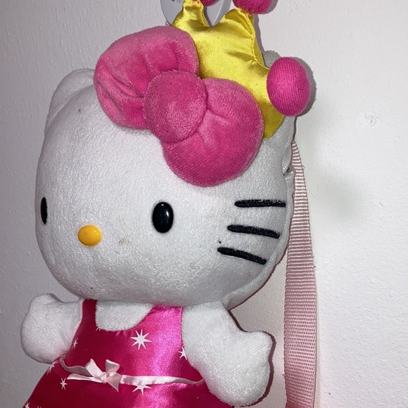 Hello Kitty Backpack - Picture 3 of 5